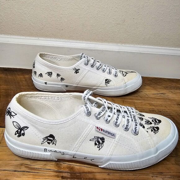 Superga X DeerDana White Canvas Bee & Flower Sneaker Size 8 Style# S00E1E0 - Picture 2 of 11